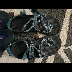 EUC women’s chaco sandals teal chacos